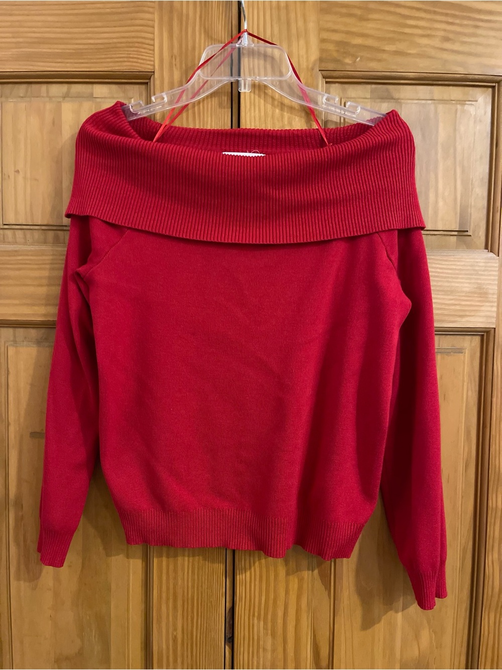 Olive & Oak Red Off-the-Shoulder Ribbed-Collar Sweater